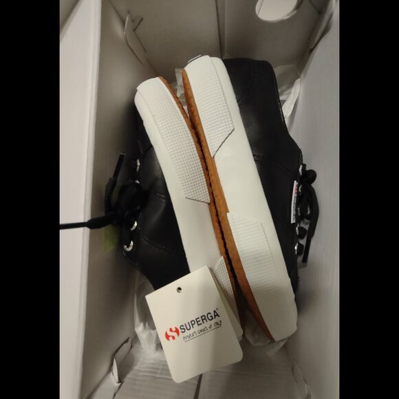 NEW Superga Nappa Leather Classic Sneaker 6 - Picture 2 of 7